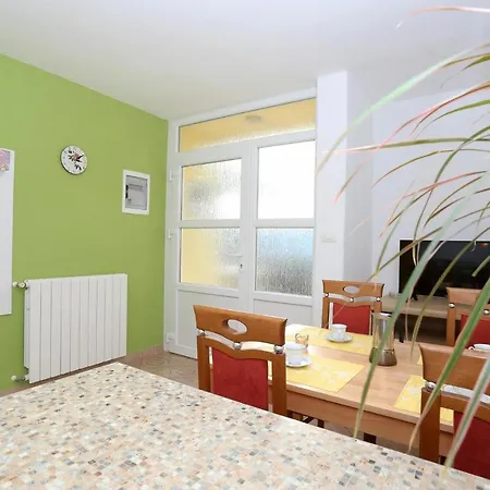 In 16939 Apartman *